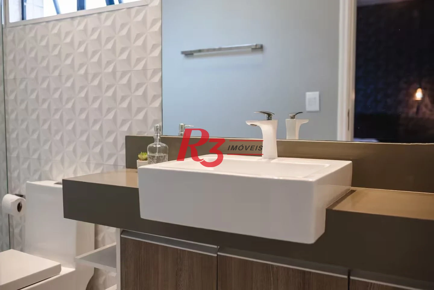Apartamento com 2 dormitórios à venda, 90 m² por R$ 880.000,00 - Campo Grande - Santos/SP