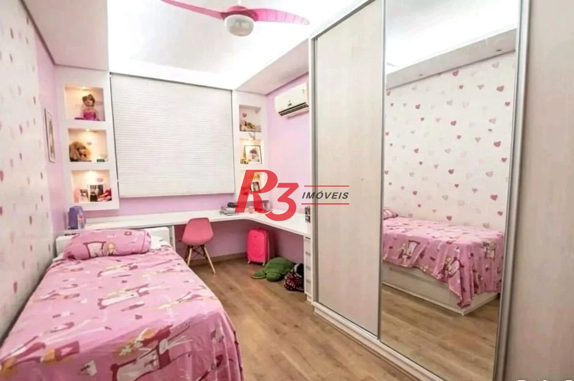 Casa com 4 dormitórios à venda, 150 m² por R$ 1.300.000,00 - Campo Grande - Santos/SP