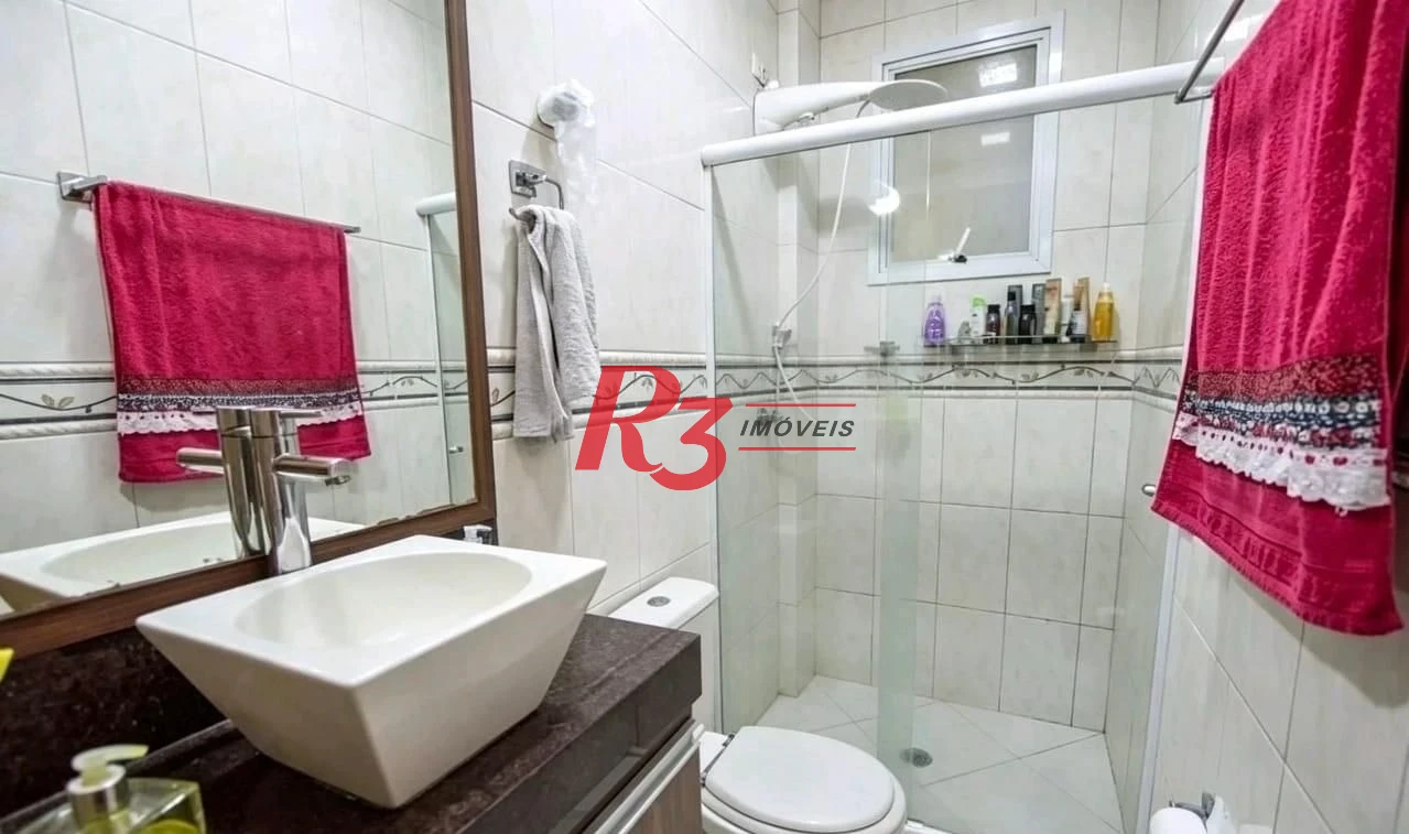 Casa com 4 dormitórios à venda, 150 m² por R$ 1.300.000,00 - Campo Grande - Santos/SP