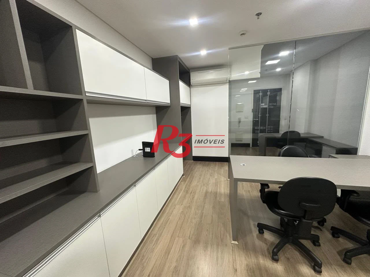 Sala para alugar, 42 m² - Valongo - Santos/SP