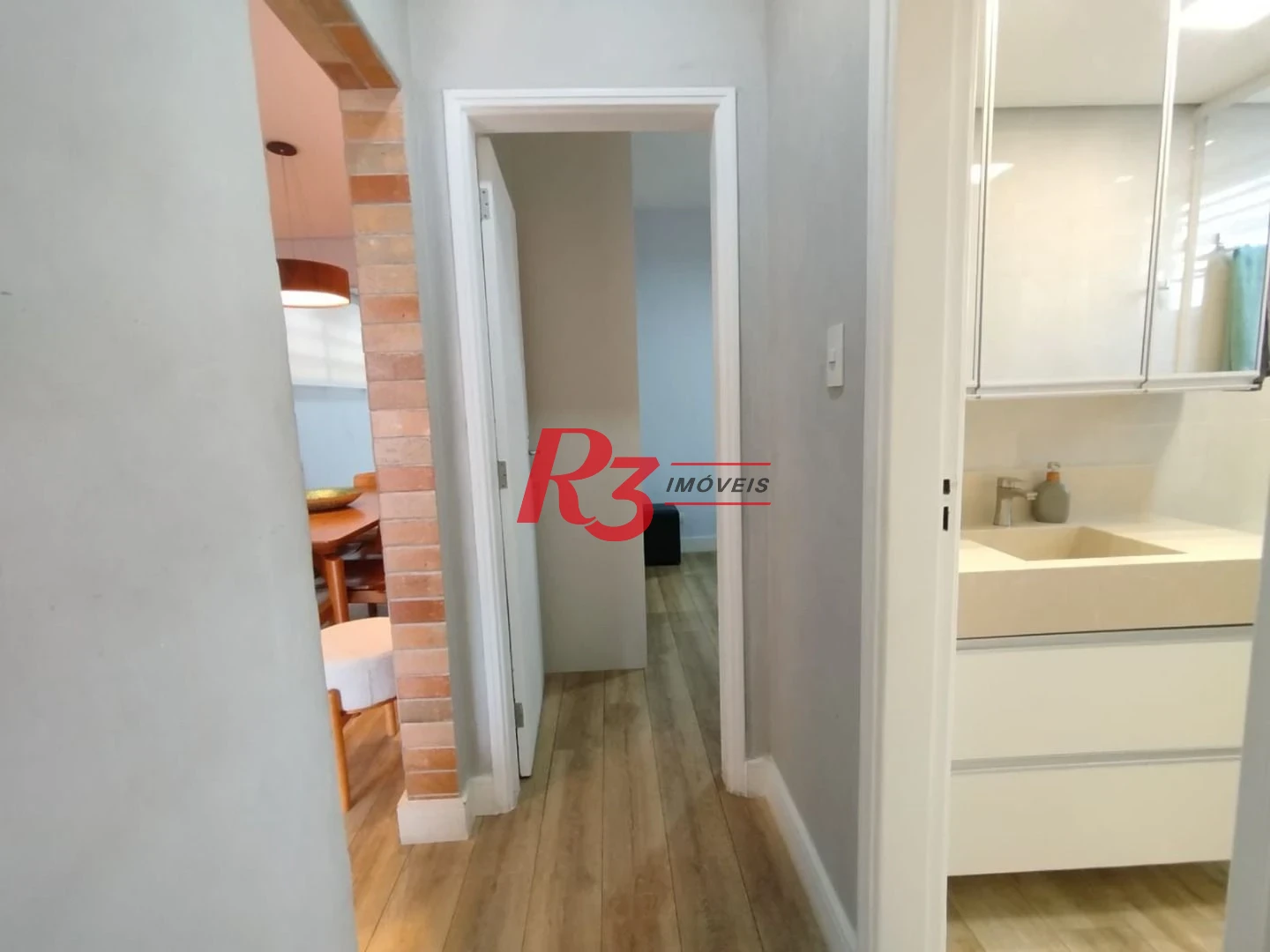 Apartamento com 2 dormitórios à venda, 83 m² por R$ 650.000,00 - Aparecida - Santos/SP