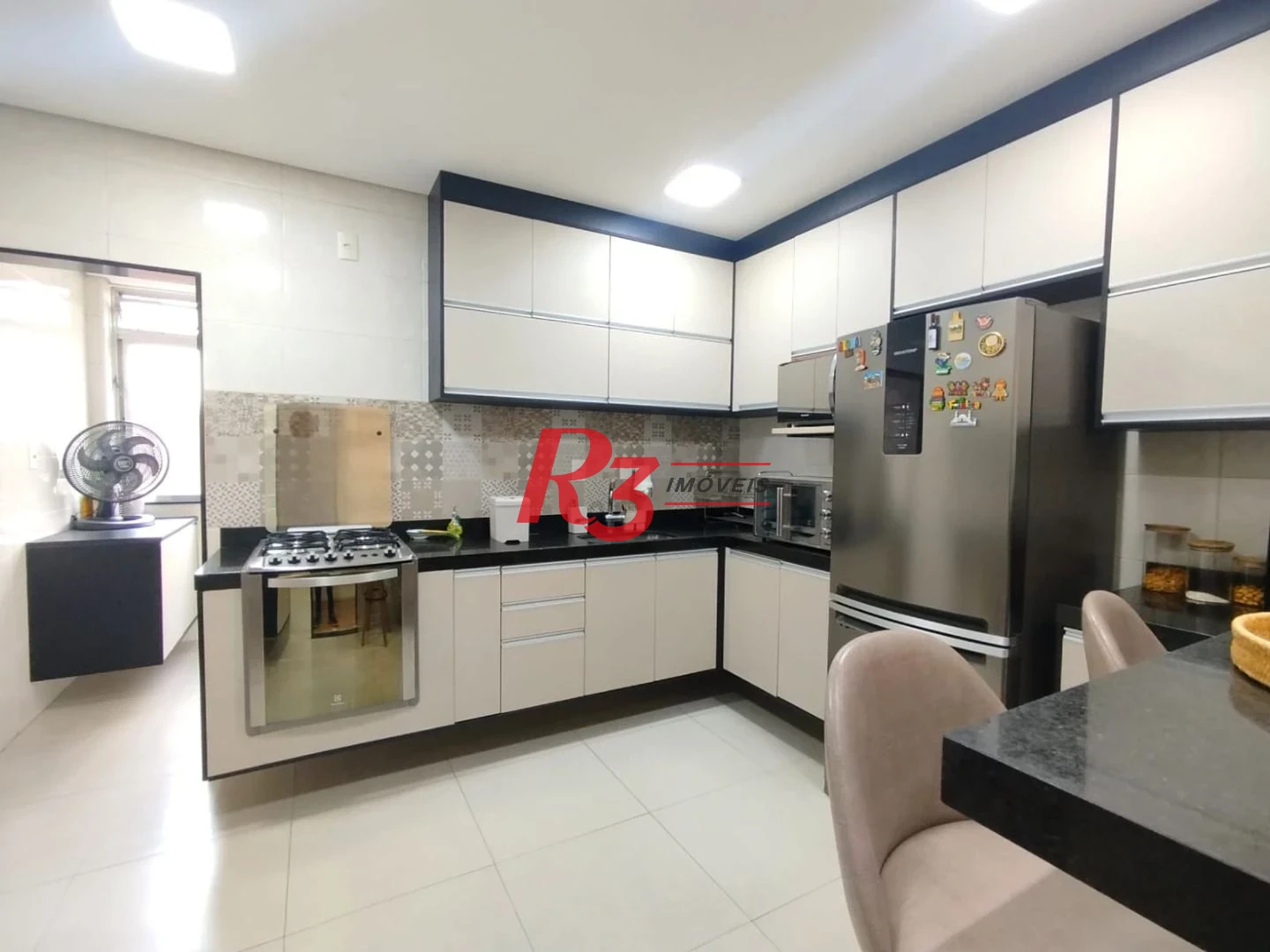 Apartamento com 2 dormitórios à venda, 83 m² por R$ 650.000,00 - Aparecida - Santos/SP