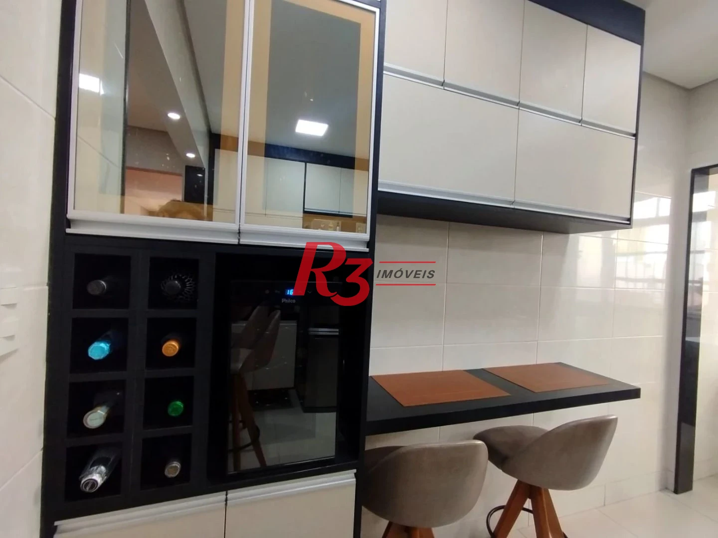 Apartamento com 2 dormitórios à venda, 83 m² por R$ 650.000,00 - Aparecida - Santos/SP