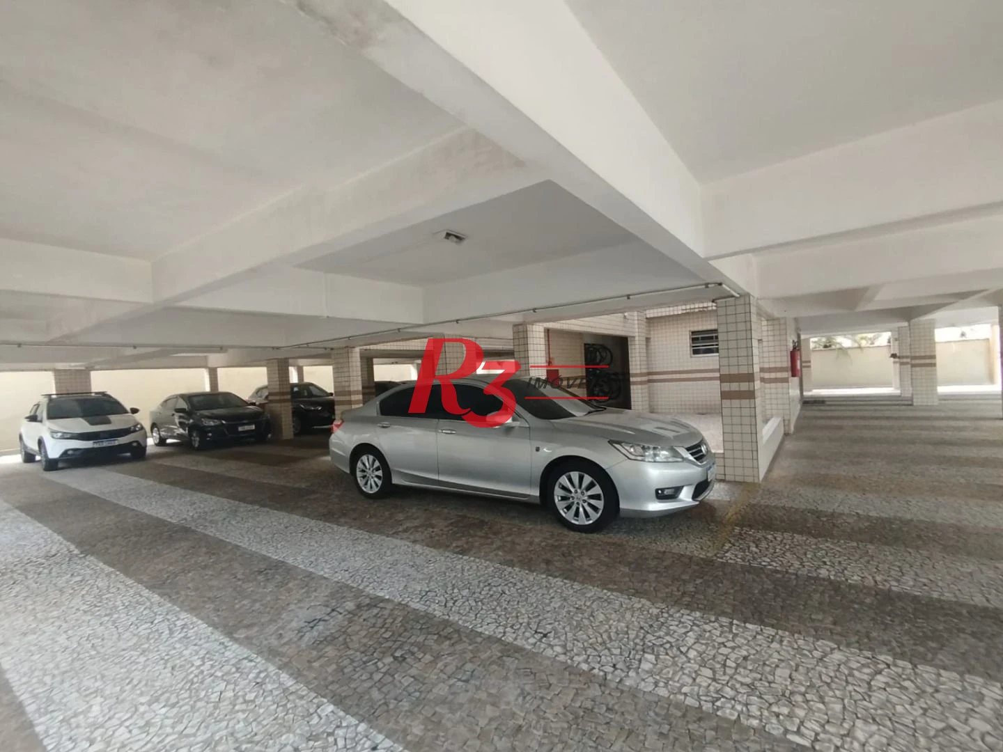 Apartamento com 2 dormitórios à venda, 83 m² por R$ 650.000,00 - Aparecida - Santos/SP