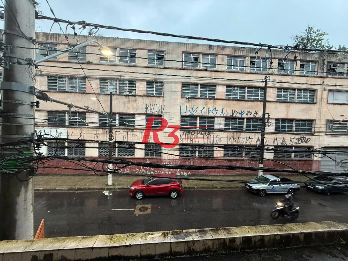 Prédio à venda, 326 m² por R$ 1.300.000,00 - Paquetá - Santos/SP
