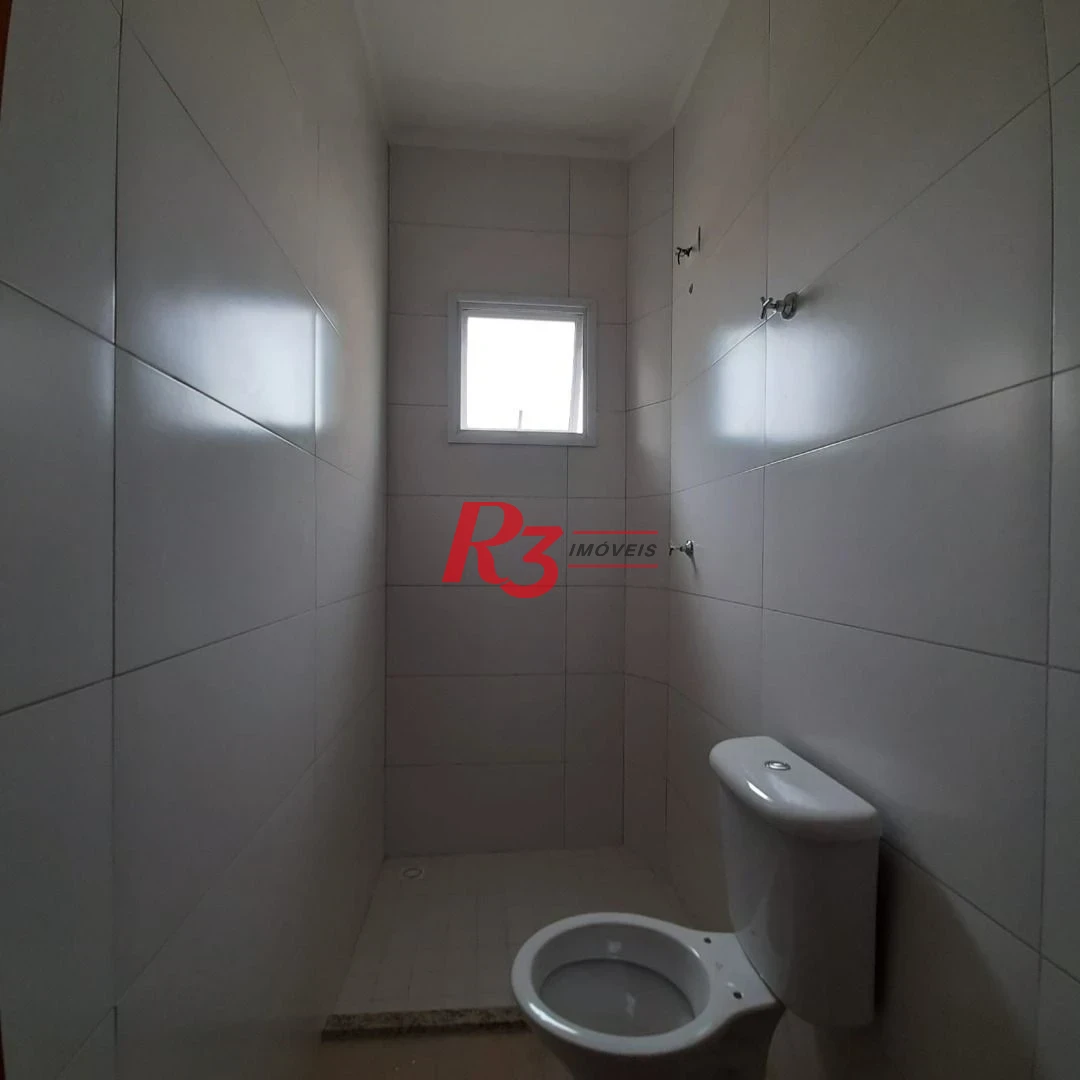 Casa com 2 dormitórios à venda, 108 m² por R$ 790.000,00 - Marapé - Santos/SP