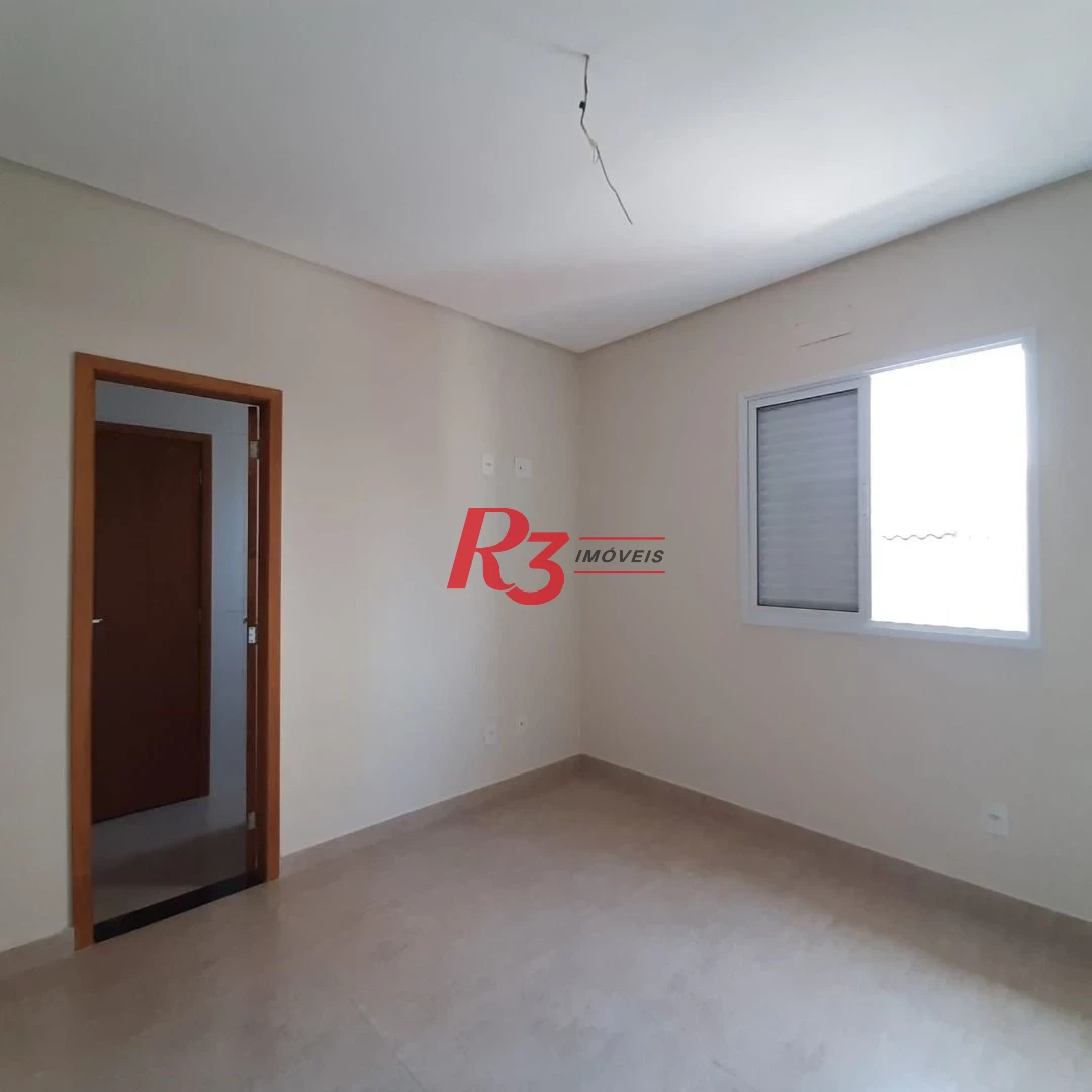 Casa com 2 dormitórios à venda, 108 m² por R$ 790.000,00 - Marapé - Santos/SP