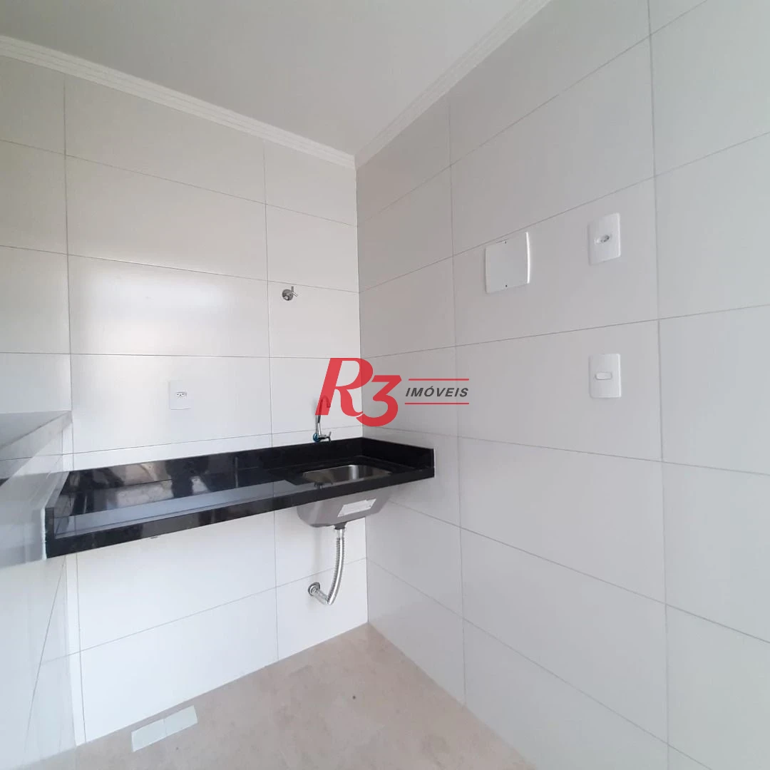 Casa com 2 dormitórios à venda, 108 m² por R$ 790.000,00 - Marapé - Santos/SP