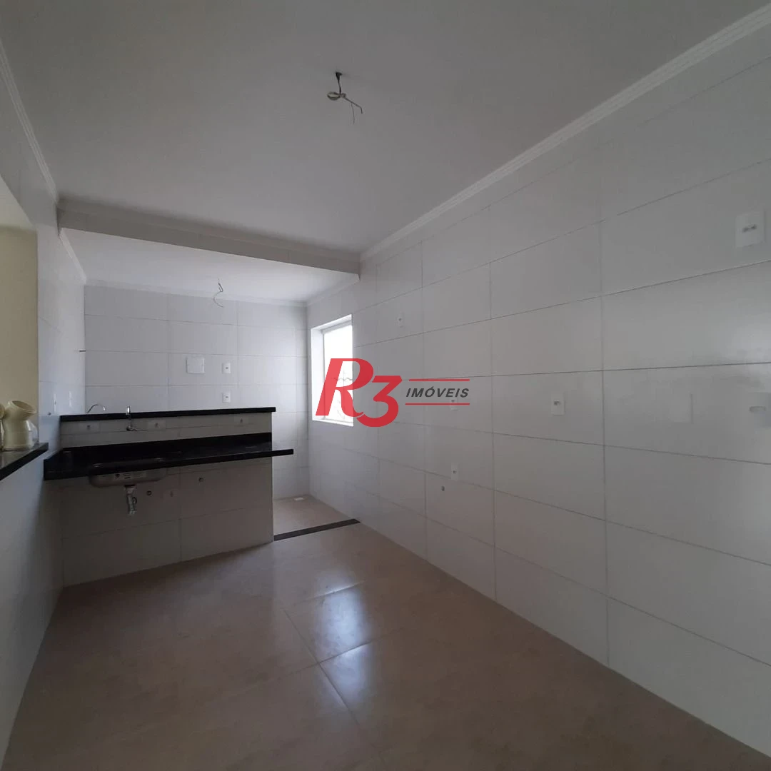 Casa com 2 dormitórios à venda, 108 m² por R$ 790.000,00 - Marapé - Santos/SP