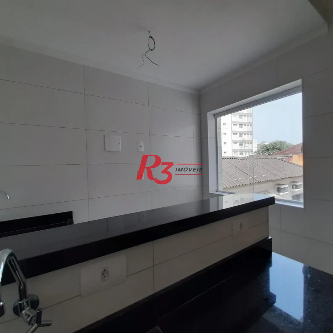 Casa com 2 dormitórios à venda, 108 m² por R$ 790.000,00 - Marapé - Santos/SP