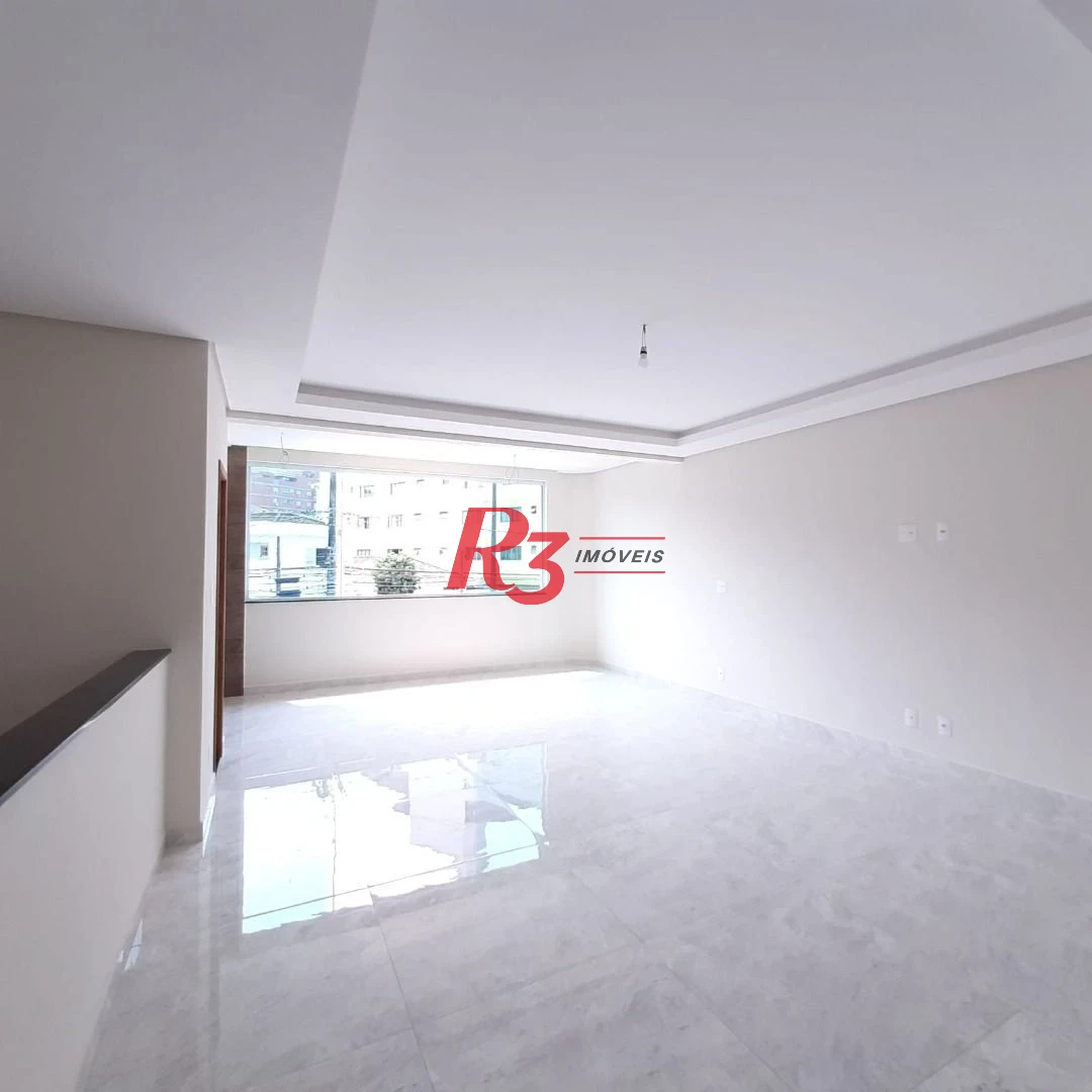 Casa com 2 dormitórios à venda, 108 m² por R$ 790.000,00 - Marapé - Santos/SP