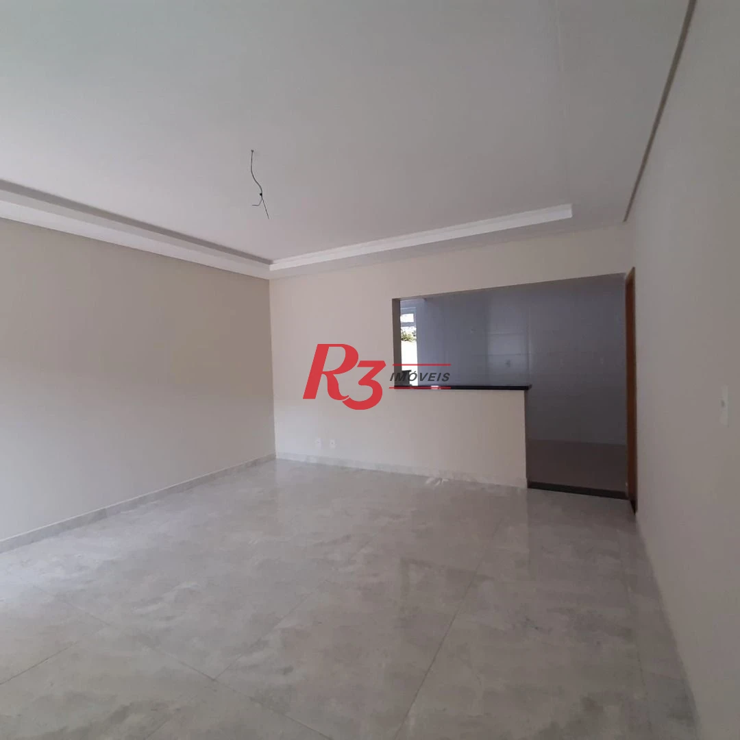 Casa com 2 dormitórios à venda, 108 m² por R$ 790.000,00 - Marapé - Santos/SP