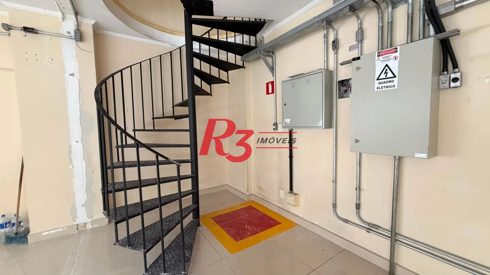 Loja, 180 m² - venda por R$ 1.550.000,00 ou aluguel por R$ 15.600,00/mês - Marapé - Santos/SP