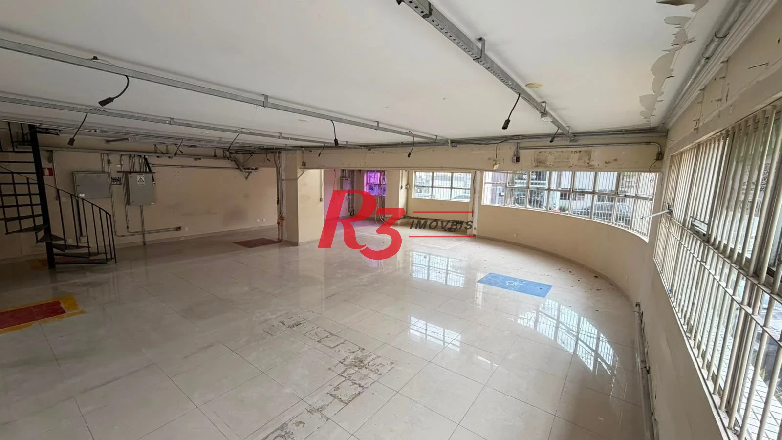 Loja, 180 m² - venda por R$ 1.550.000,00 ou aluguel por R$ 15.600,00/mês - Marapé - Santos/SP