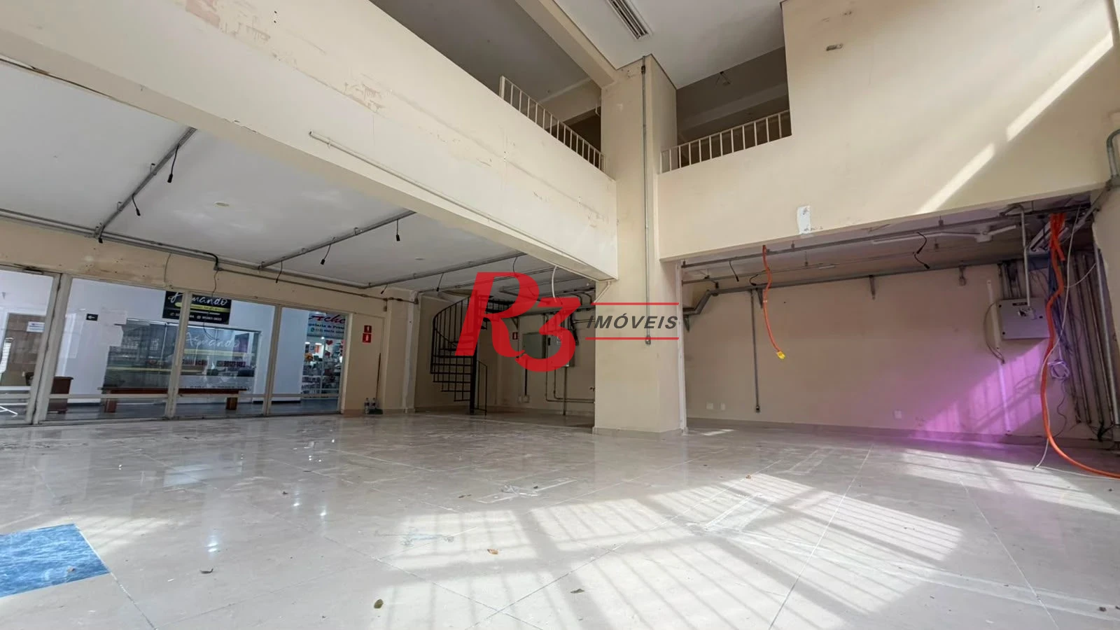 Loja, 180 m² - venda por R$ 1.550.000,00 ou aluguel por R$ 15.600,00/mês - Marapé - Santos/SP