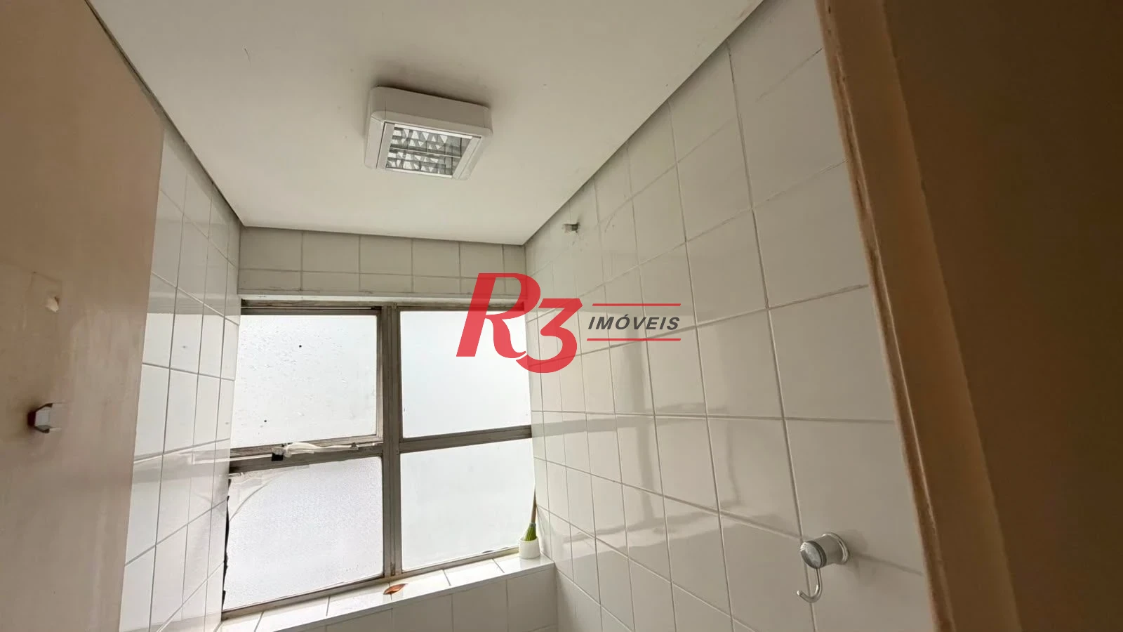 Loja, 180 m² - venda por R$ 1.550.000,00 ou aluguel por R$ 15.600,00/mês - Marapé - Santos/SP