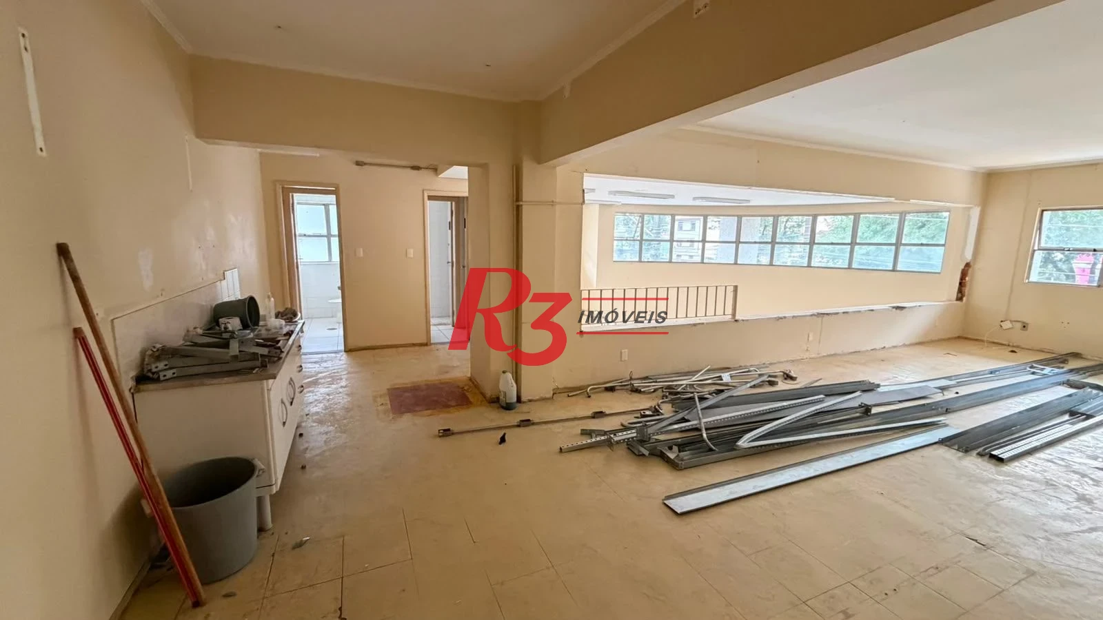 Loja, 180 m² - venda por R$ 1.550.000,00 ou aluguel por R$ 15.600,00/mês - Marapé - Santos/SP