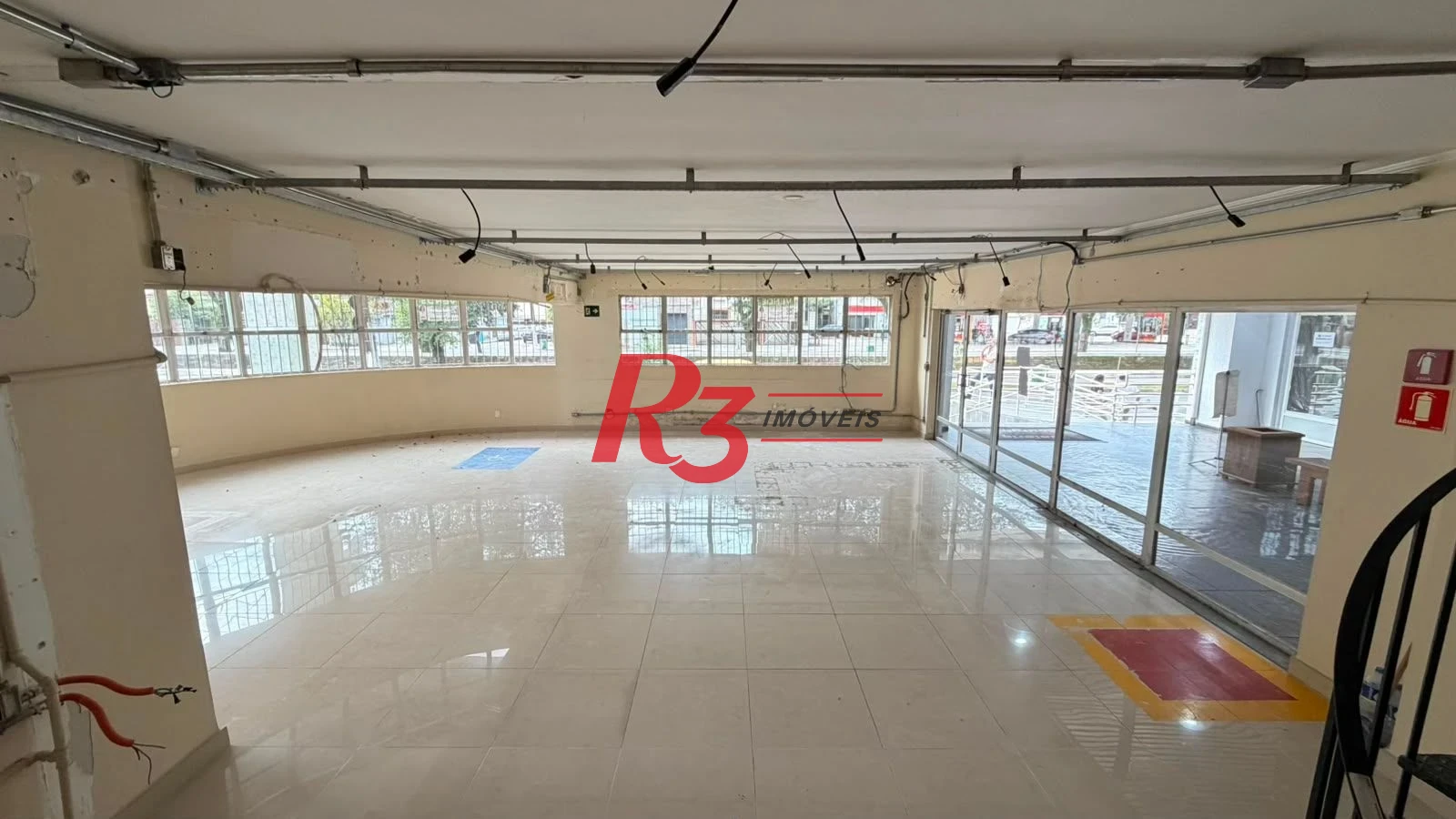 Loja, 180 m² - venda por R$ 1.550.000,00 ou aluguel por R$ 15.600,00/mês - Marapé - Santos/SP