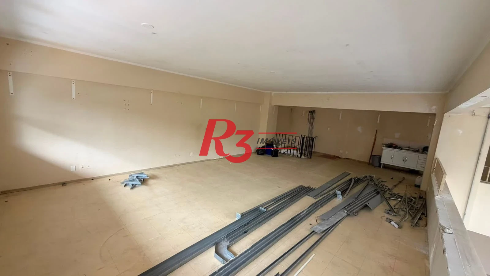 Loja, 180 m² - venda por R$ 1.550.000,00 ou aluguel por R$ 15.600,00/mês - Marapé - Santos/SP