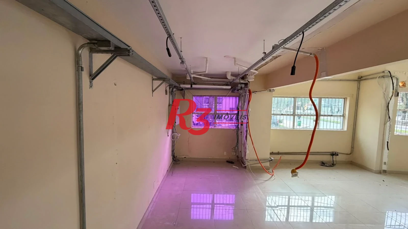 Loja, 180 m² - venda por R$ 1.550.000,00 ou aluguel por R$ 15.600,00/mês - Marapé - Santos/SP