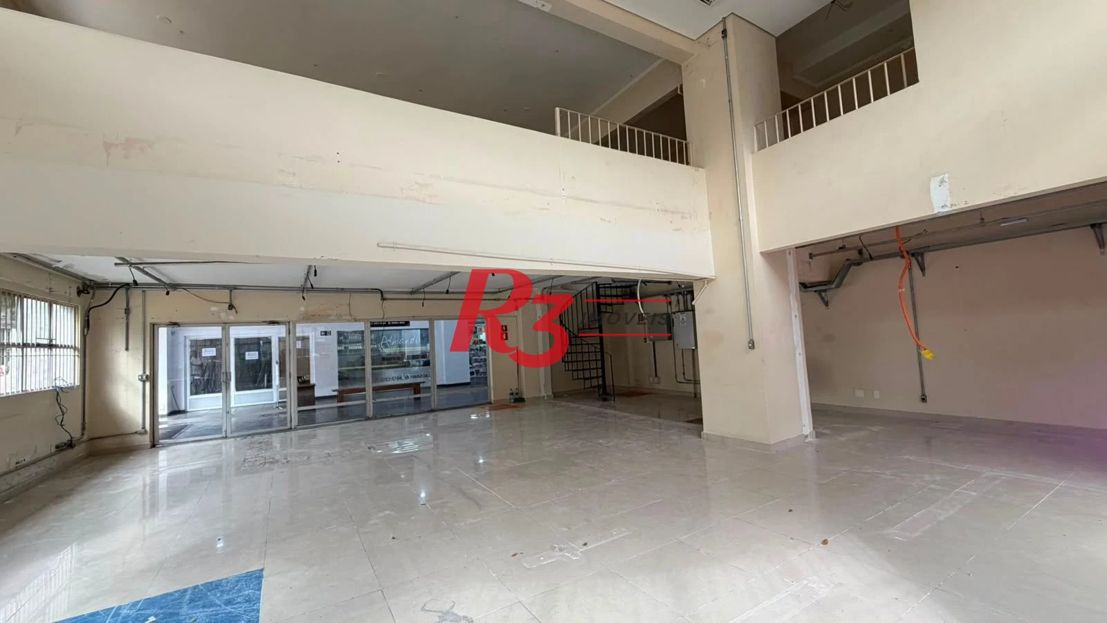 Loja, 180 m² - venda por R$ 1.550.000,00 ou aluguel por R$ 15.600,00/mês - Marapé - Santos/SP