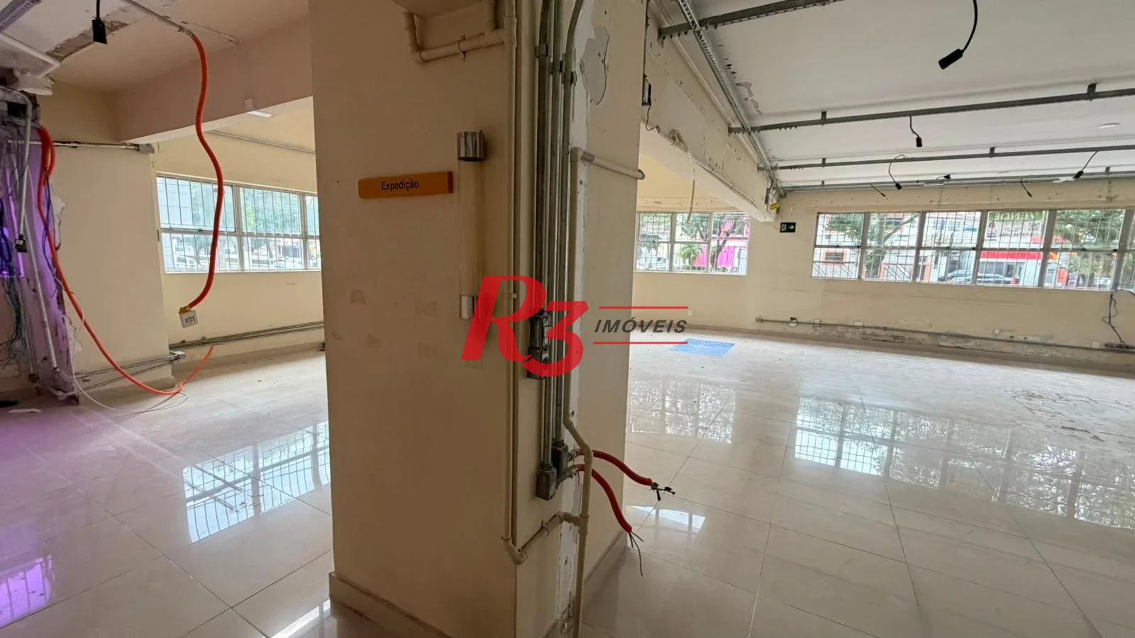 Loja, 180 m² - venda por R$ 1.550.000,00 ou aluguel por R$ 15.600,00/mês - Marapé - Santos/SP