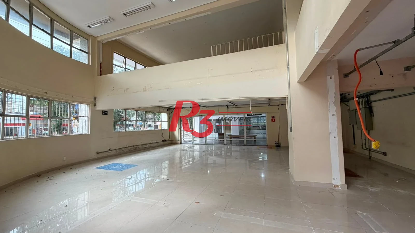 Loja, 180 m² - venda por R$ 1.550.000,00 ou aluguel por R$ 15.600,00/mês - Marapé - Santos/SP