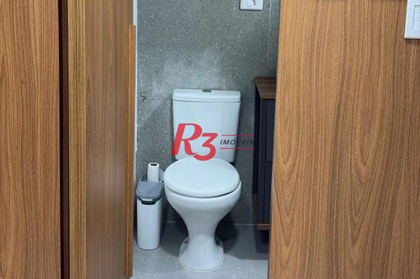 Apartamento com 1 dormitório à venda, 31 m² por R$ 430.000,00 - Gonzaga - Santos/SP