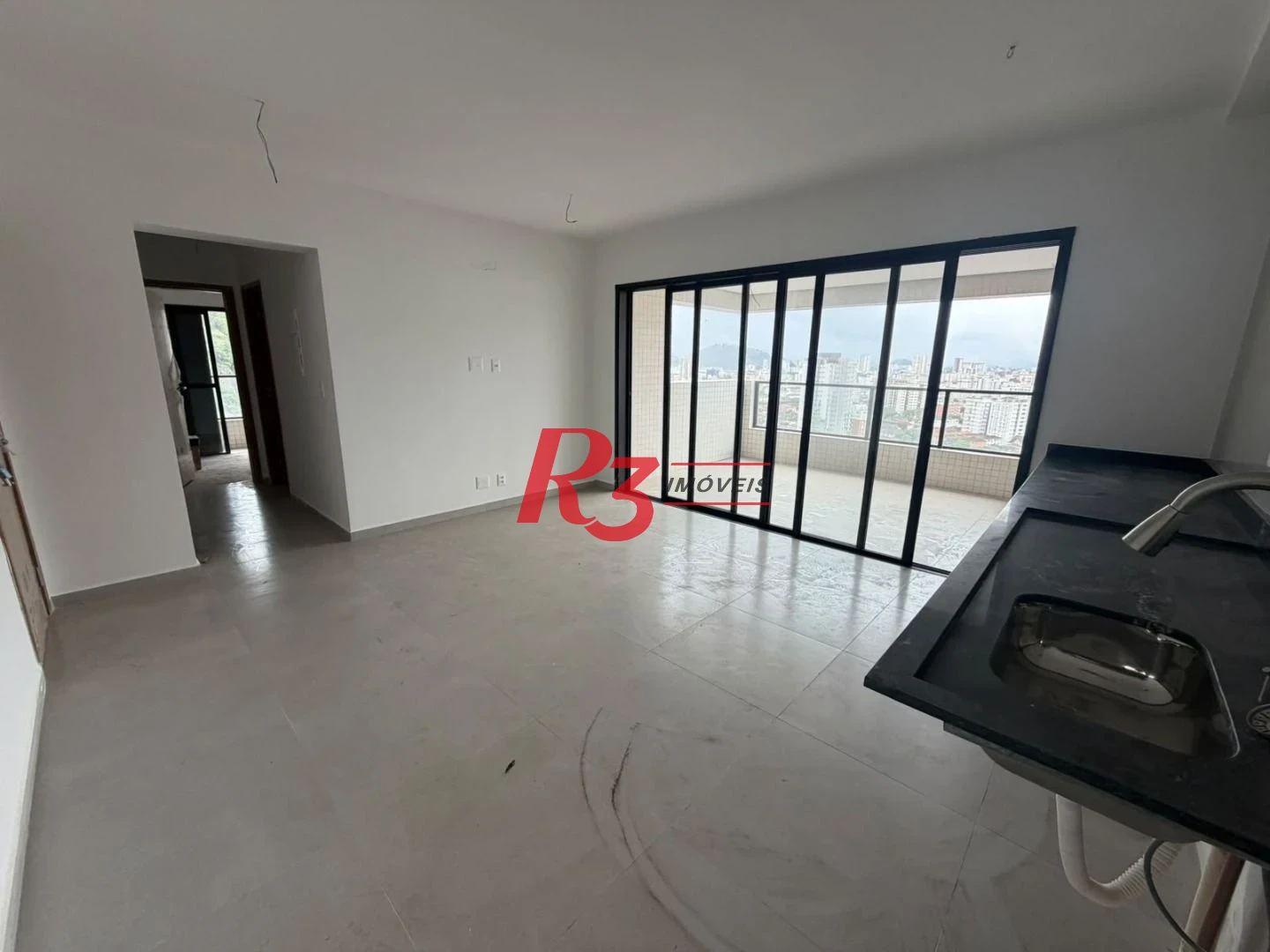 Apartamento com 2 dormitórios à venda, 70 m² por R$ 980.000,00 - José Menino - Santos/SP