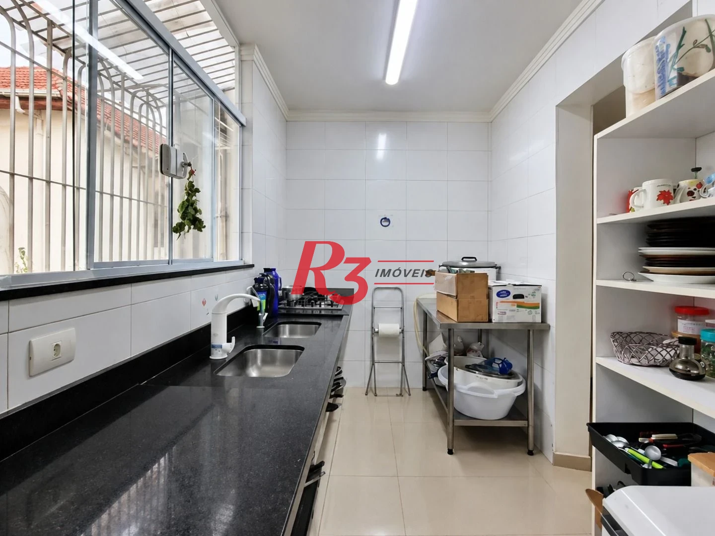 Prédio à venda, 238 m² por R$ 1.500.000,00 - Vila Mathias - Santos/SP