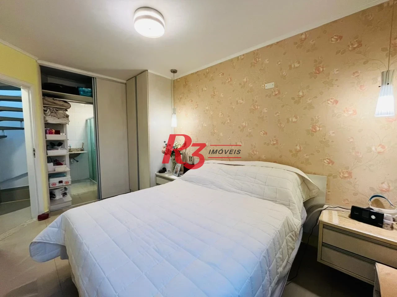 Apartamento Triplex com 2 dormitórios à venda, 121 m² por R$ 780.000,00 - Embaré - Santos/SP