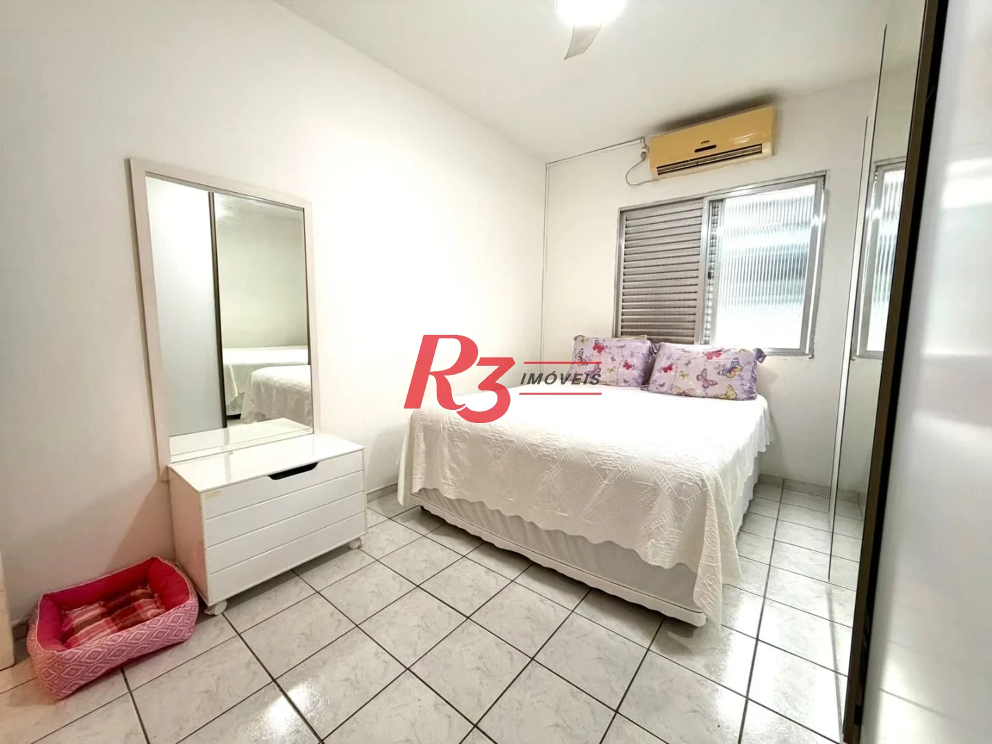 Apartamento com 2 dormitórios à venda, 65 m² por R$ 329.000,00 - Vila Mathias - Santos/SP