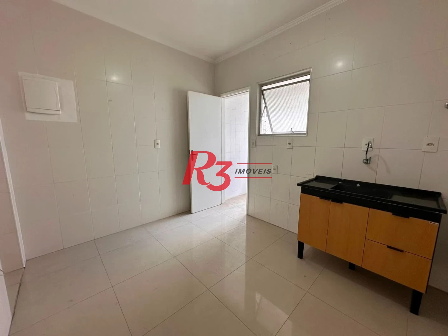 Apartamento com 2 dormitórios à venda, 73 m² por R$ 545.000,00 - Ponta da Praia - Santos/SP