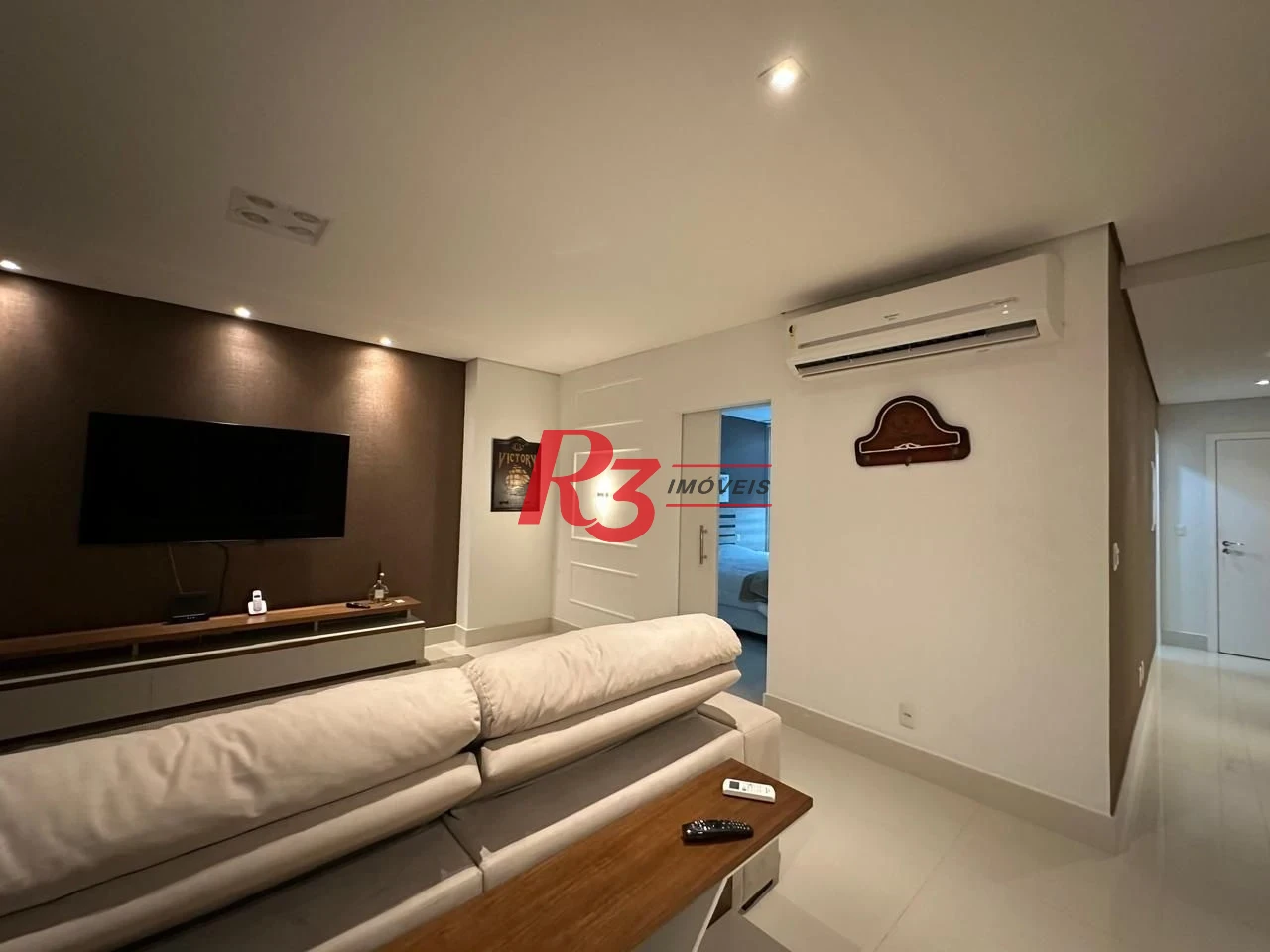 Apartamento com 1 dormitório à venda, 106 m² por R$ 2.000.000,00 - Aparecida - Santos/SP