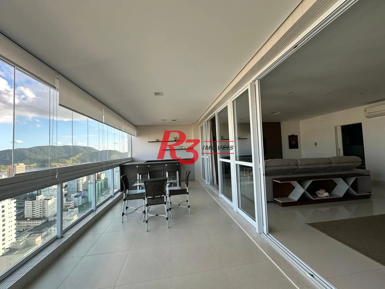 Apartamento com 1 dormitório à venda, 106 m² por R$ 2.000.000,00 - Aparecida - Santos/SP