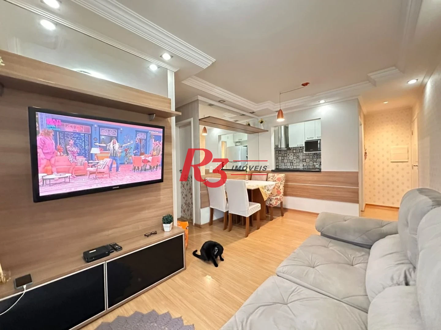 Apartamento com 3 dormitórios à venda, 69 m² por R$ 430.000,00 - Areia Branca - Santos/SP