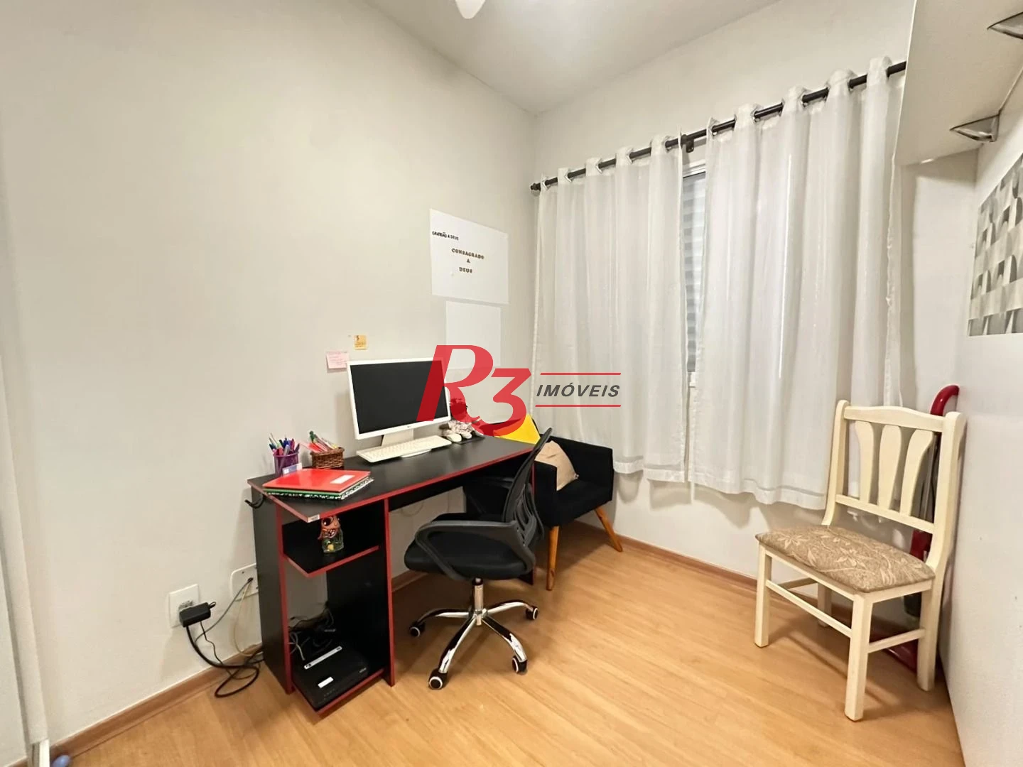 Apartamento com 3 dormitórios à venda, 69 m² por R$ 430.000,00 - Areia Branca - Santos/SP
