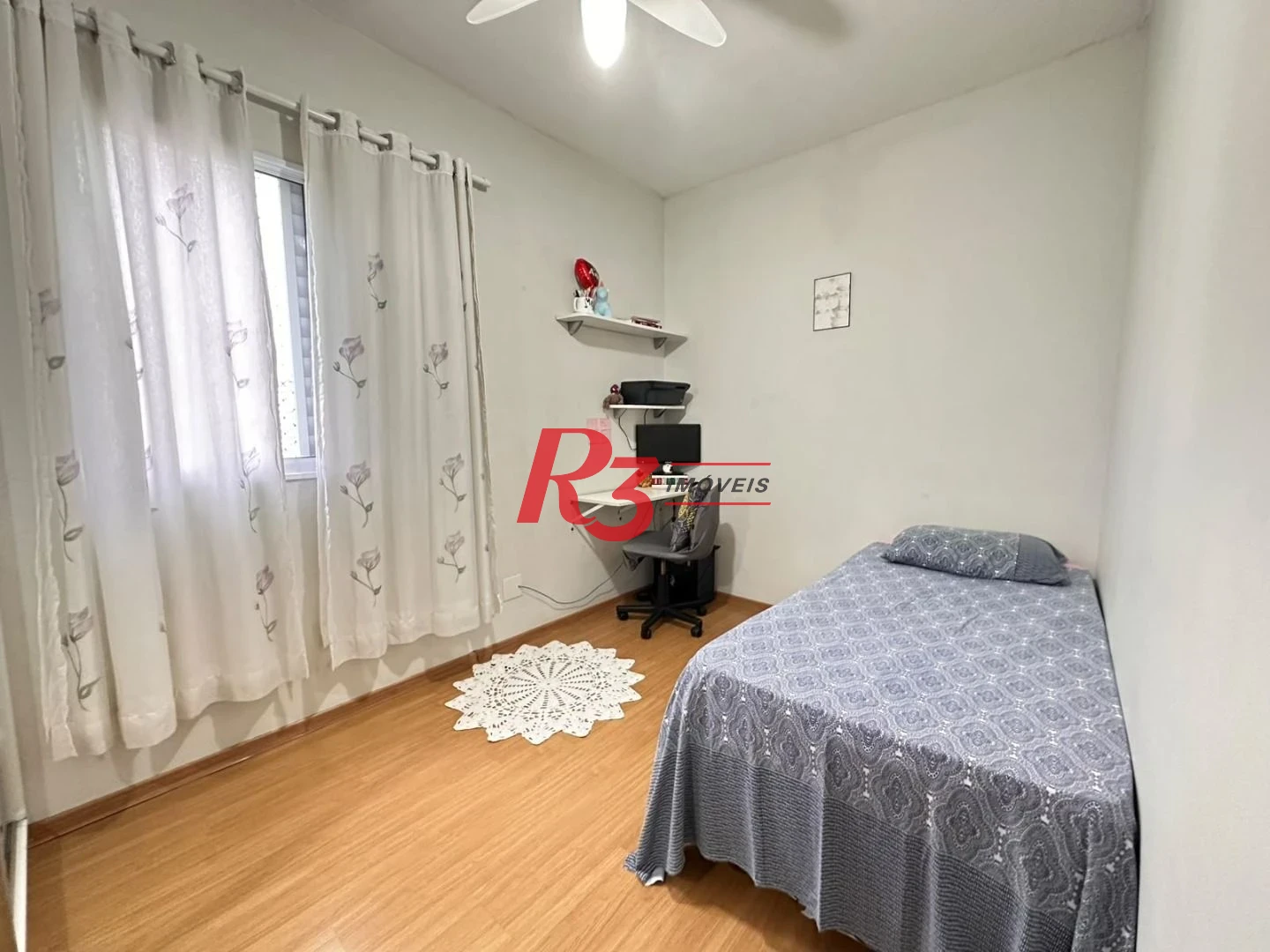 Apartamento com 3 dormitórios à venda, 69 m² por R$ 430.000,00 - Areia Branca - Santos/SP