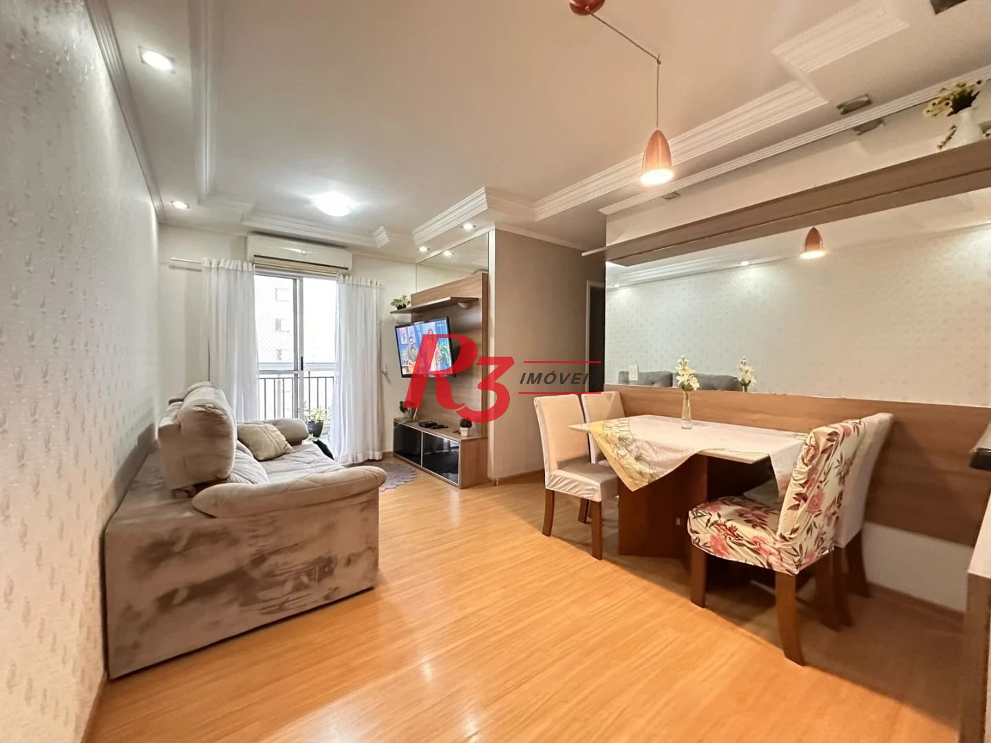 Apartamento com 3 dormitórios à venda, 69 m² por R$ 430.000,00 - Areia Branca - Santos/SP