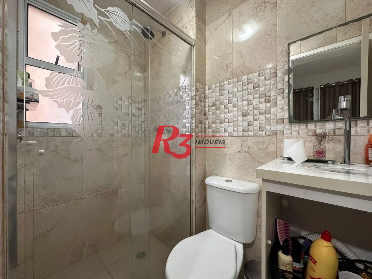 Apartamento com 3 dormitórios à venda, 69 m² por R$ 430.000,00 - Areia Branca - Santos/SP