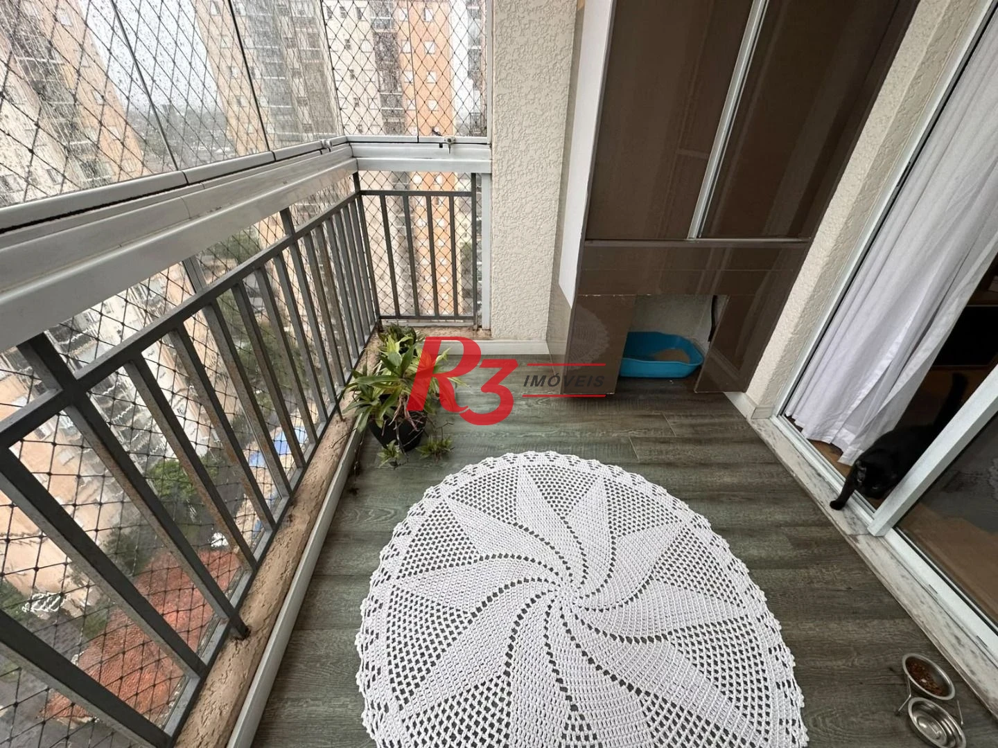 Apartamento com 3 dormitórios à venda, 69 m² por R$ 430.000,00 - Areia Branca - Santos/SP