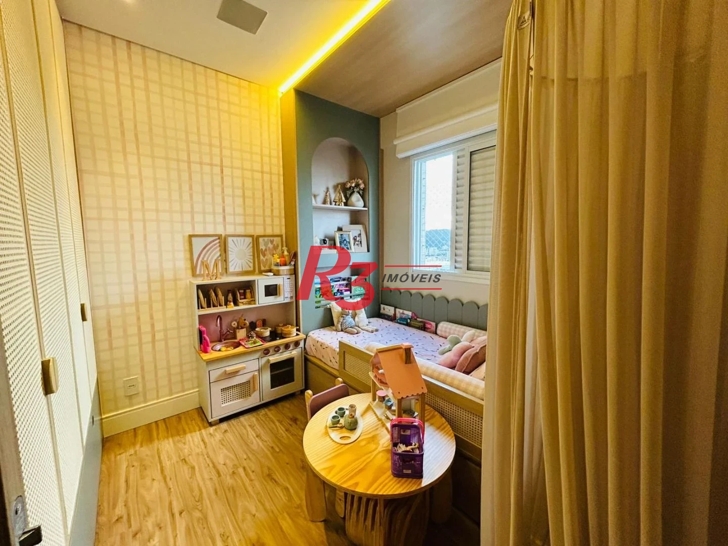 Apartamento com 3 dormitórios à venda, 101 m² por R$ 2.200.000,00 - Gonzaga - Santos/SP