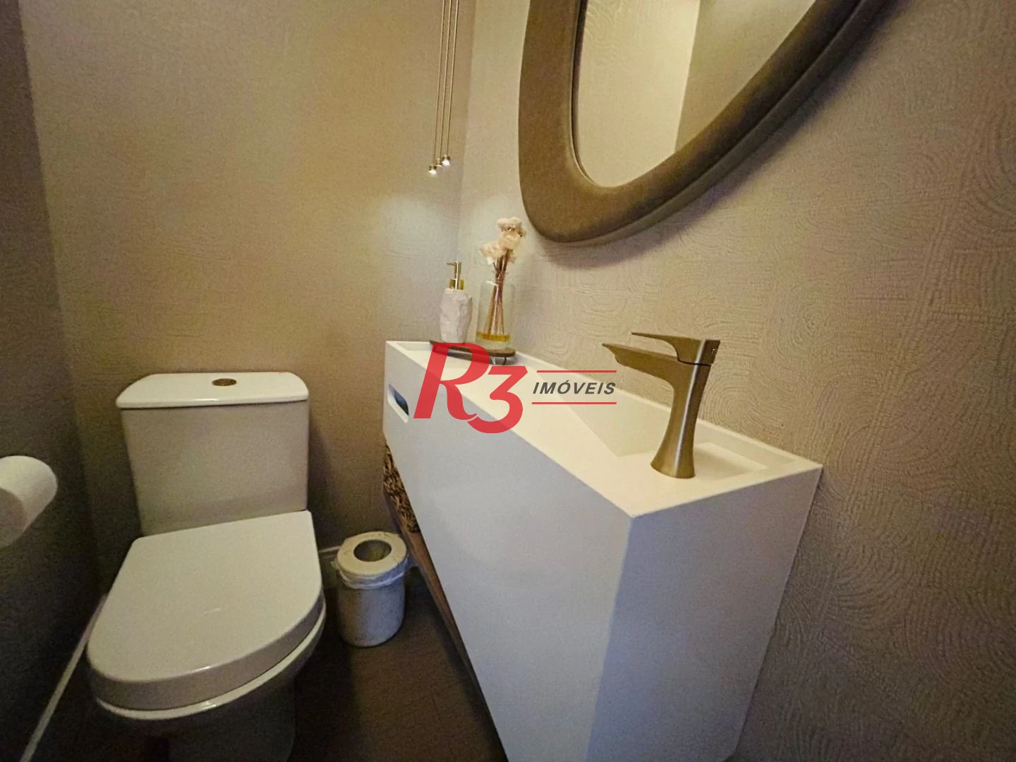 Apartamento com 3 dormitórios à venda, 101 m² por R$ 2.200.000,00 - Gonzaga - Santos/SP