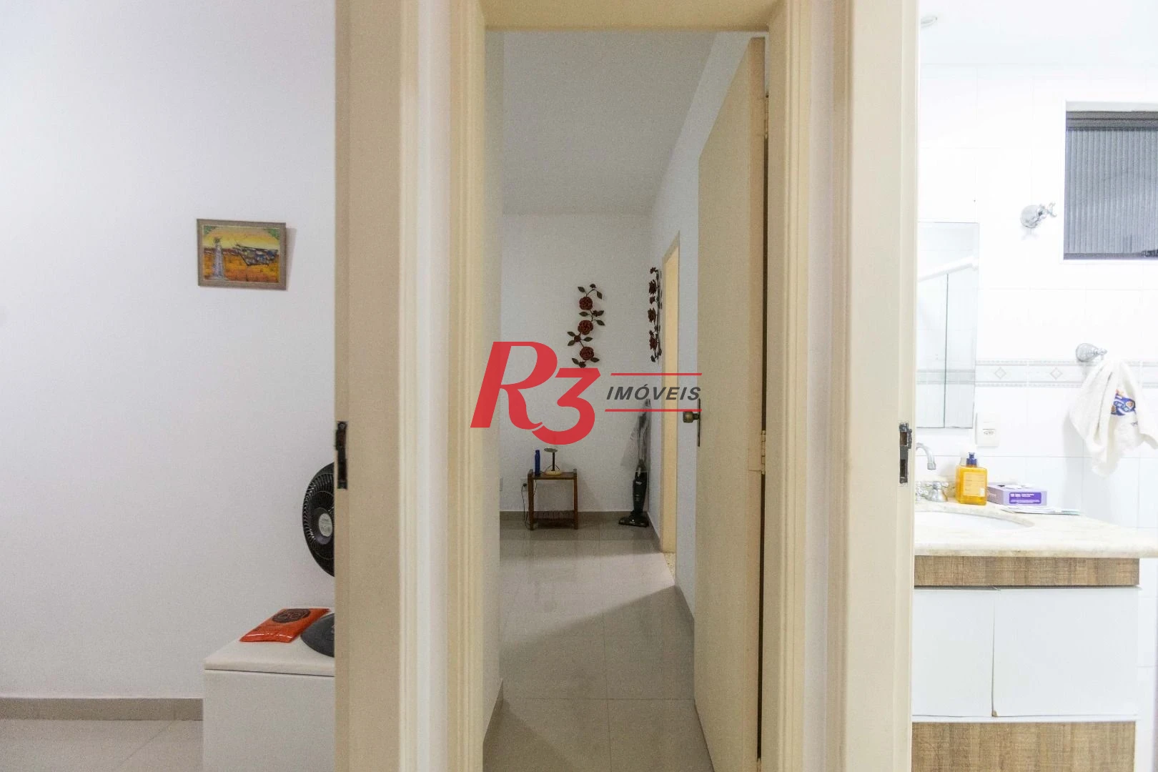 Apartamento com 2 dormitórios à venda, 95 m² por R$ 680.000,00 - Pompéia - Santos/SP