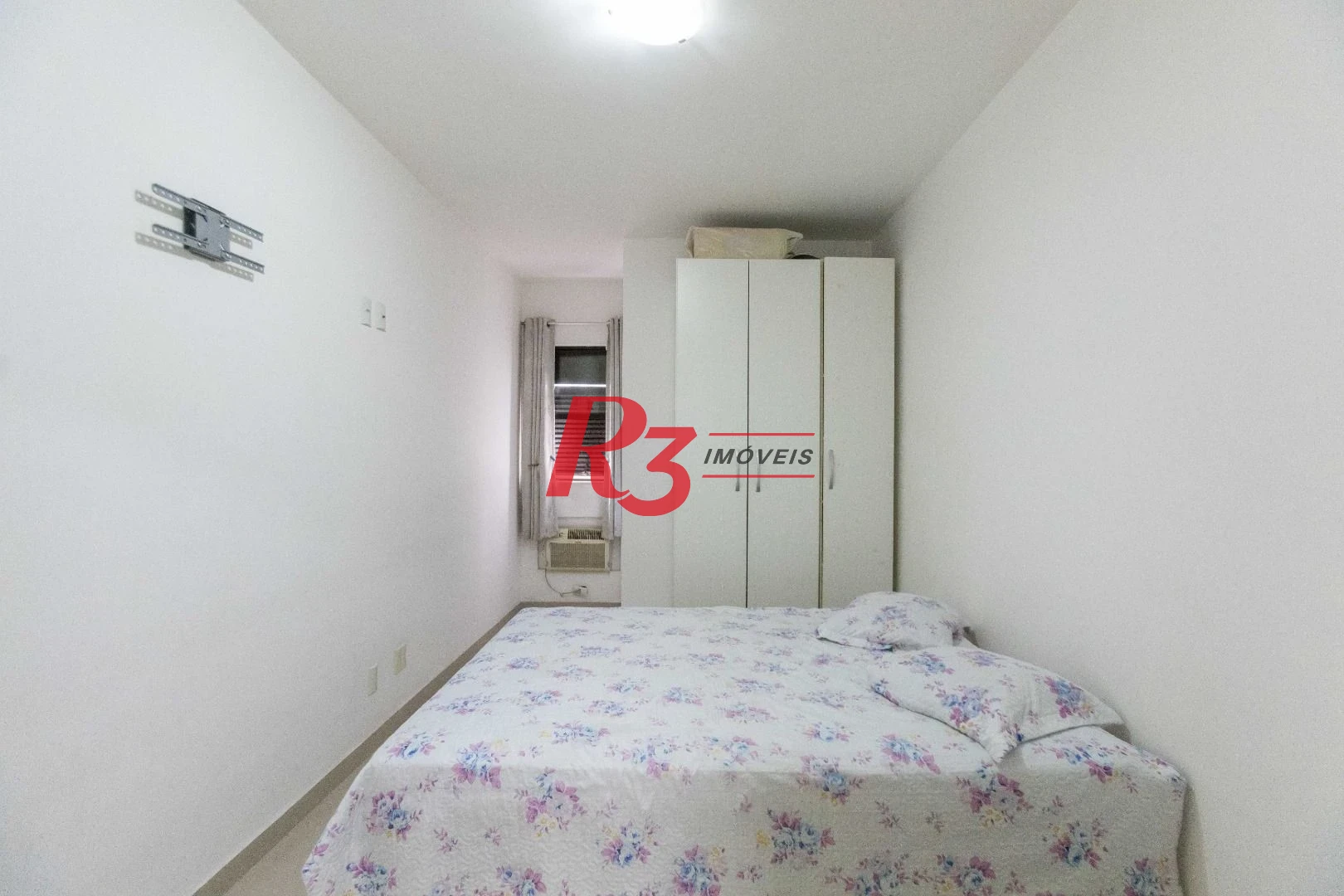 Apartamento com 2 dormitórios à venda, 95 m² por R$ 680.000,00 - Pompéia - Santos/SP