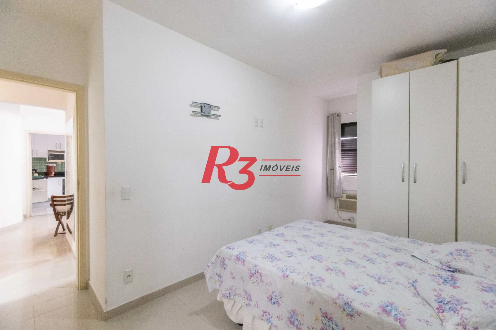 Apartamento com 2 dormitórios à venda, 95 m² por R$ 680.000,00 - Pompéia - Santos/SP