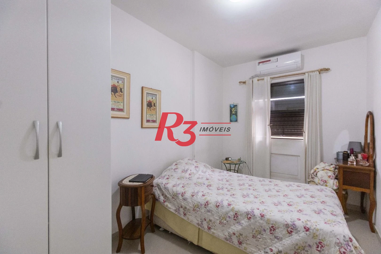 Apartamento com 2 dormitórios à venda, 95 m² por R$ 680.000,00 - Pompéia - Santos/SP