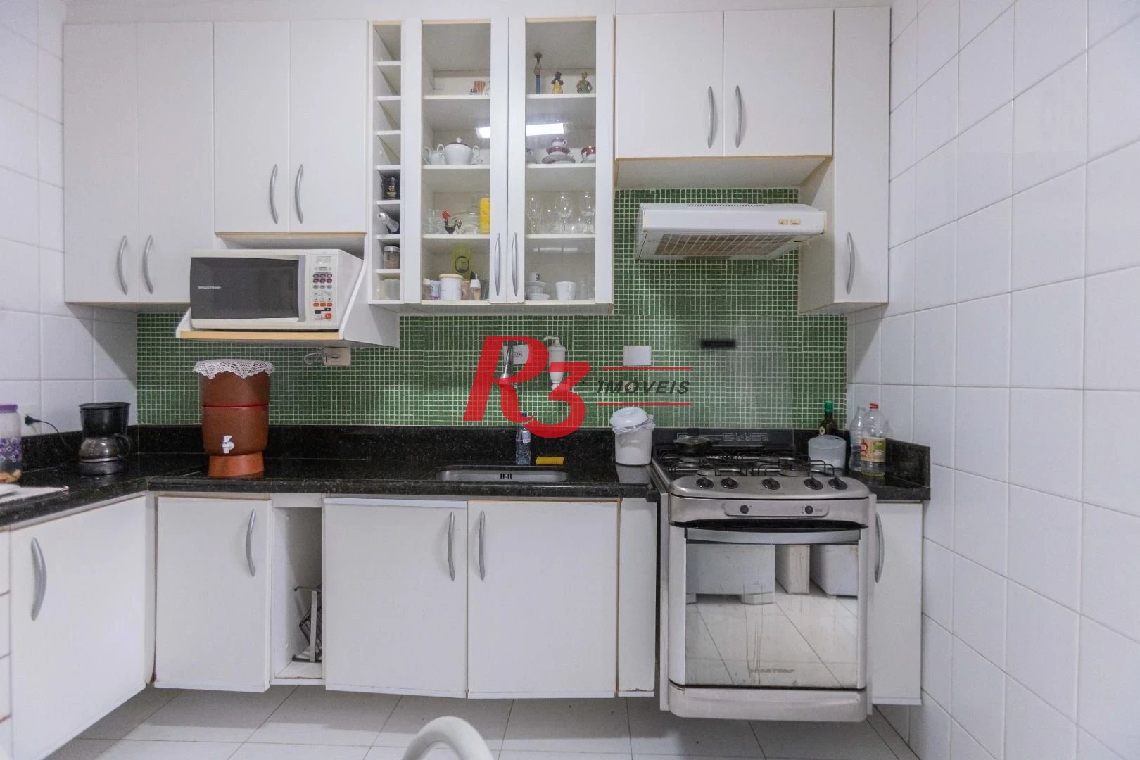 Apartamento com 2 dormitórios à venda, 95 m² por R$ 680.000,00 - Pompéia - Santos/SP