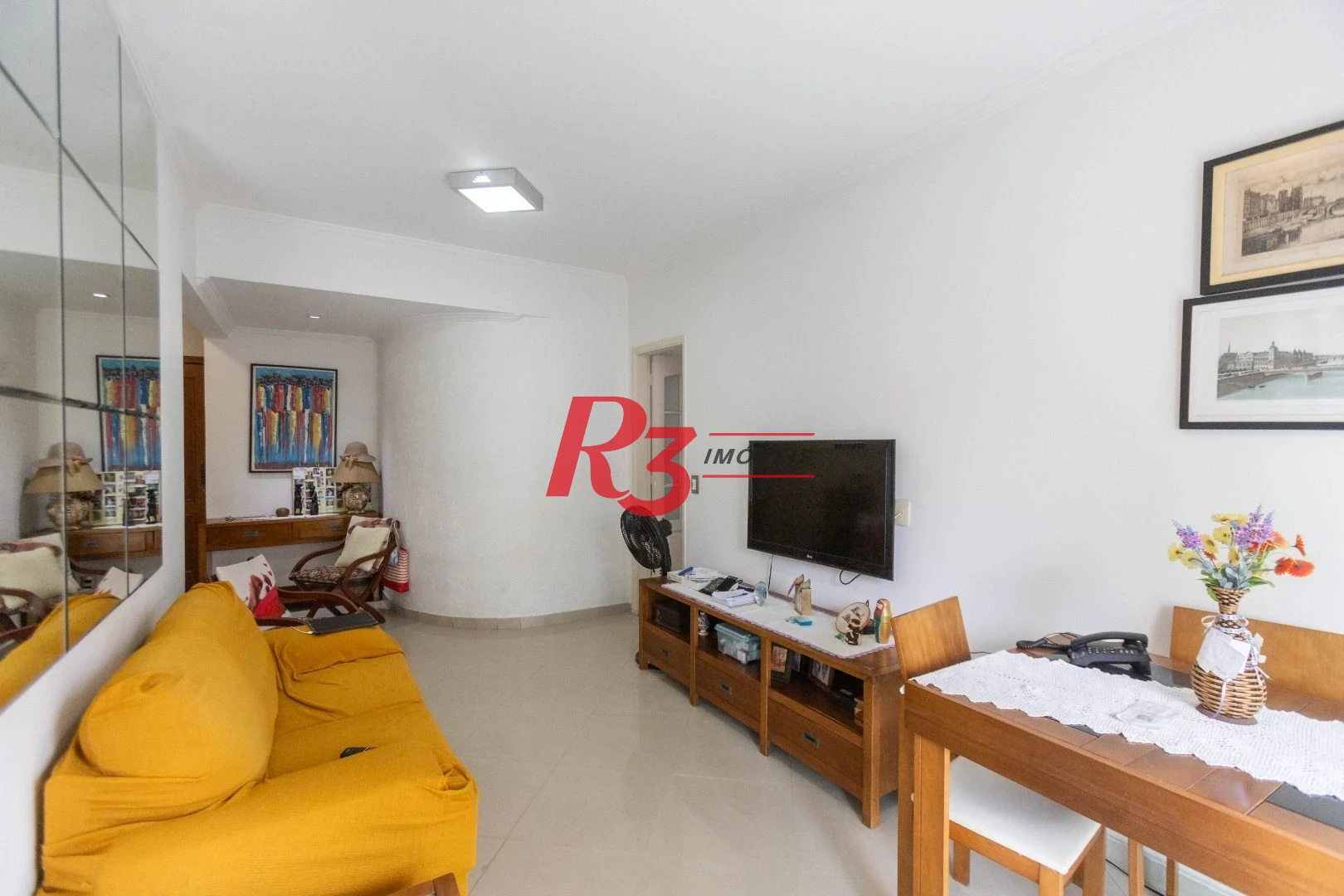 Apartamento com 2 dormitórios à venda, 95 m² por R$ 680.000,00 - Pompéia - Santos/SP