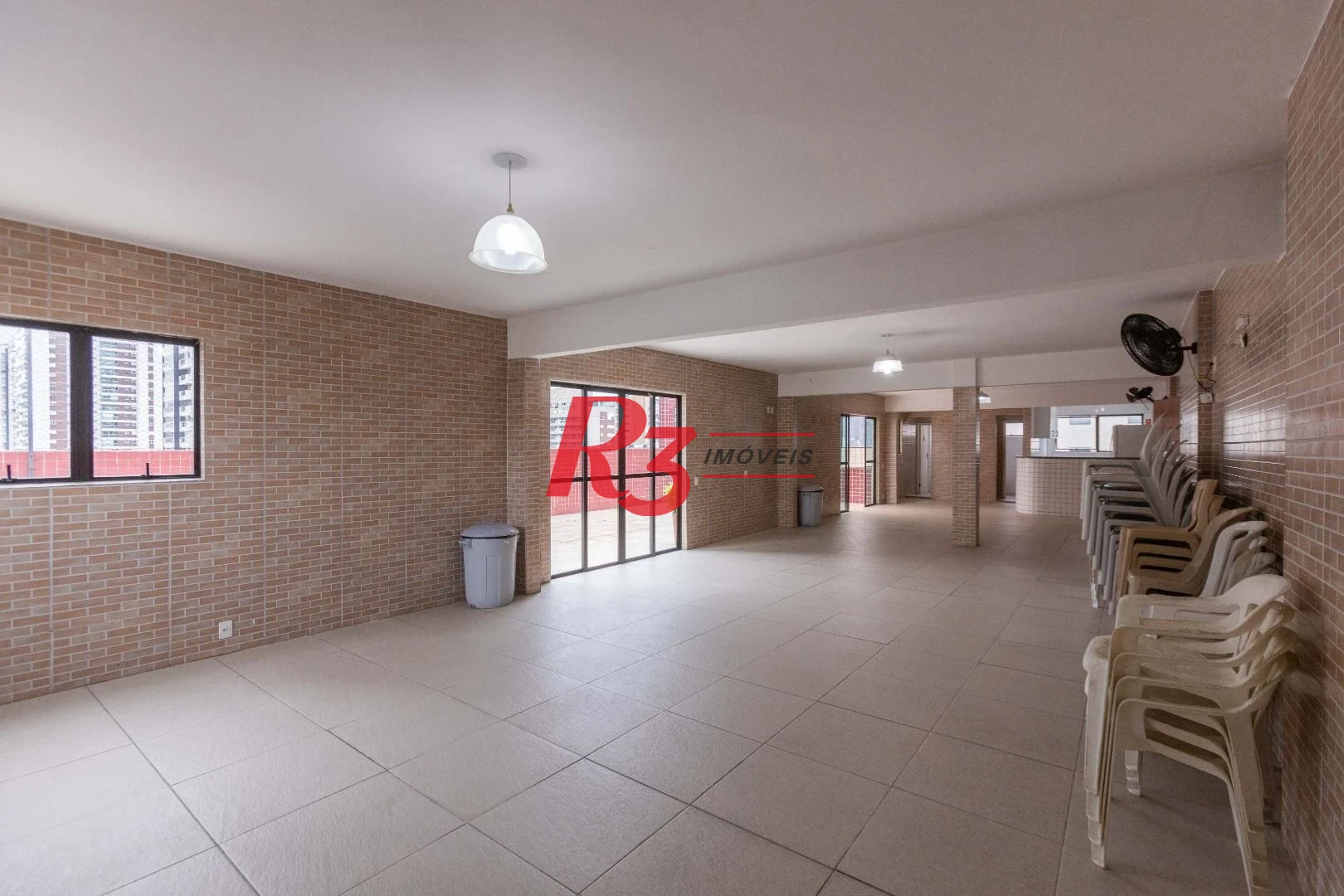 Apartamento com 2 dormitórios à venda, 95 m² por R$ 680.000,00 - Pompéia - Santos/SP